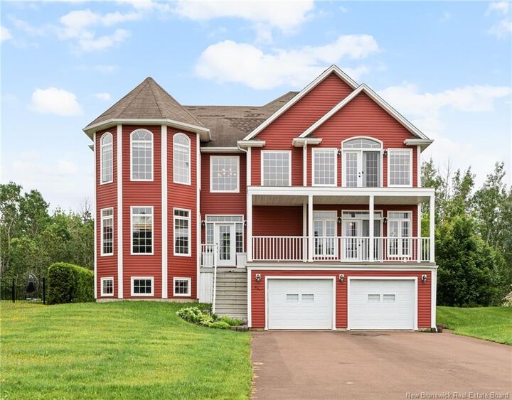 Property Photo:  521 Wayne Street  NB E4P 2W8 