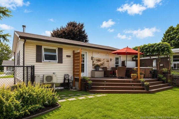 Property Photo:  625 Rue Latour  NB E1A 2A5 