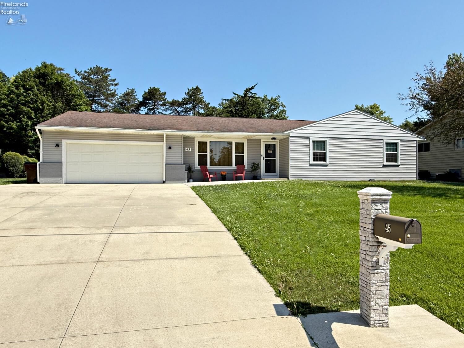 Property Photo: 45 Glenn Street OH 44883