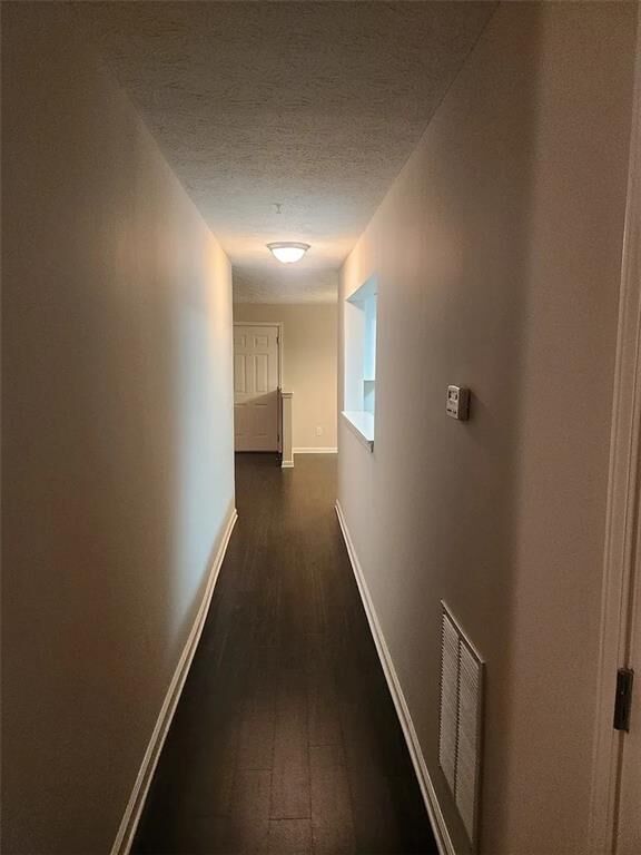 Property Photo: 1303 Fairington Club Drive GA 30038