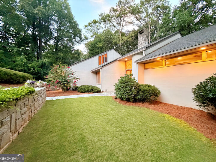 Property Photo: 320 Fauna Court GA 30350