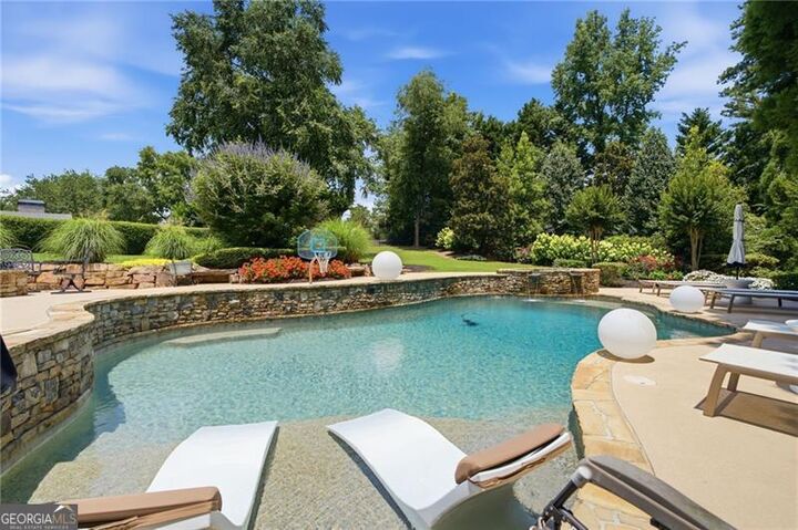 Property Photo: 2455 Flat Stone Drive GA 30041