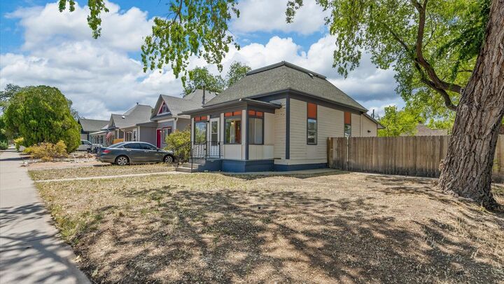 Property Photo:  527 Belford Avenue  CO 81501 