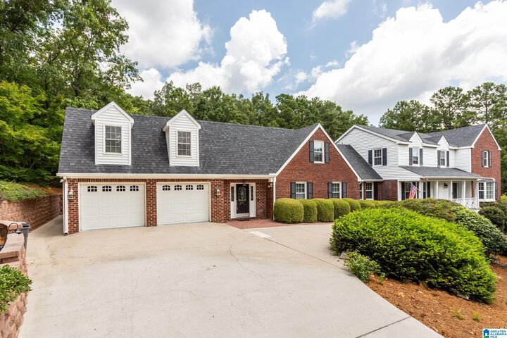 Property Photo: 2327 Ridgeview Road AL 36207