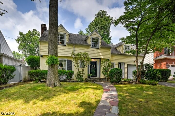 Property Photo: 328 Plymouth Rd NJ 07083
