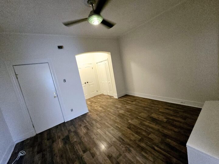 Property Photo:  214.5 Bowers St 1  NJ 07307 