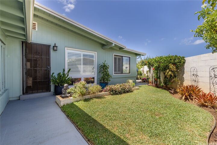 Property Photo: 91-715 Koalipehu Street HI 96706