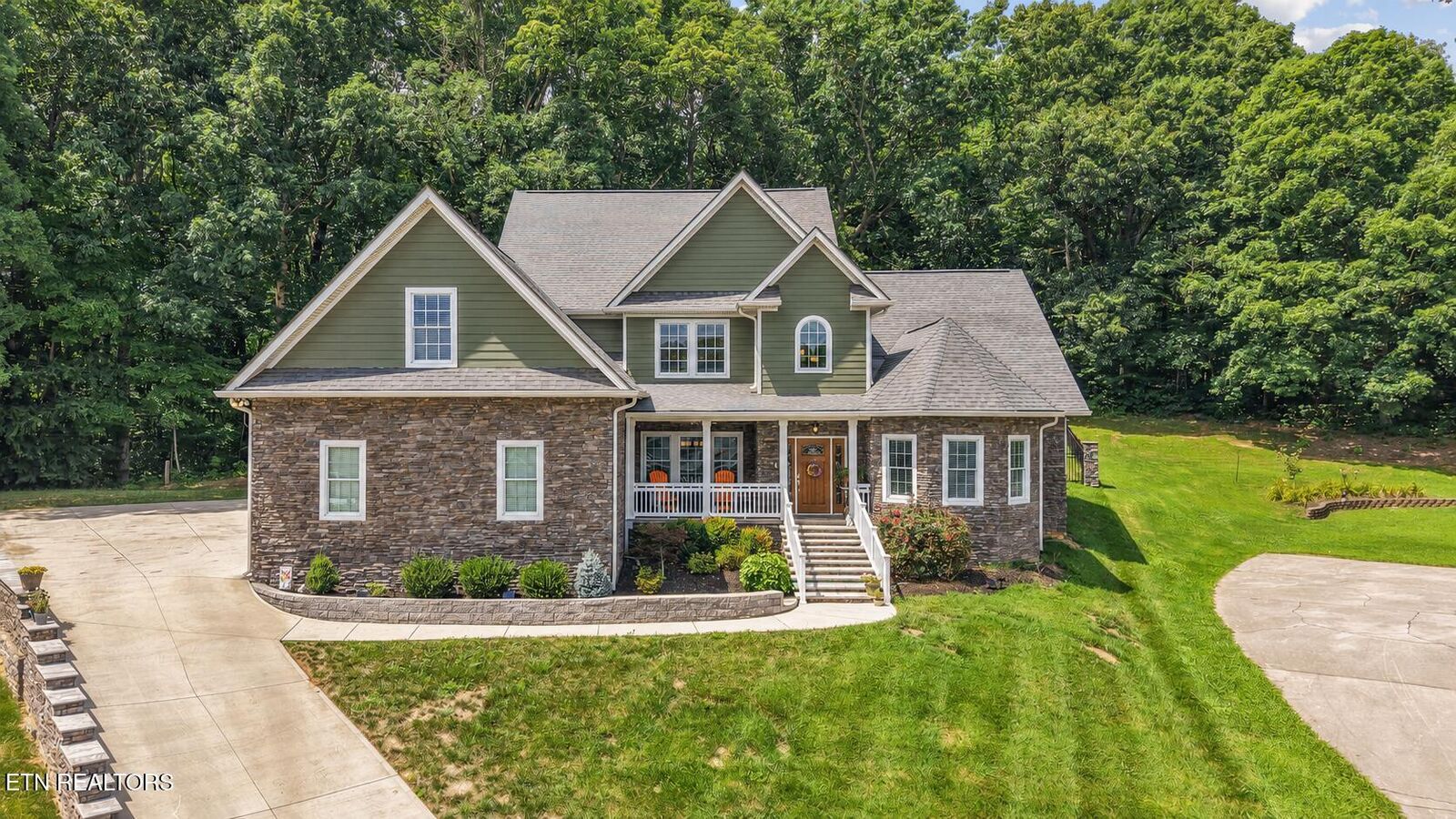 Property Photo:  3045 Port Royal Lane  TN 37938 