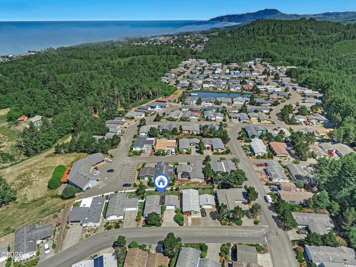 Property Photo:  5707 NE Windmill Drive  OR 97365 