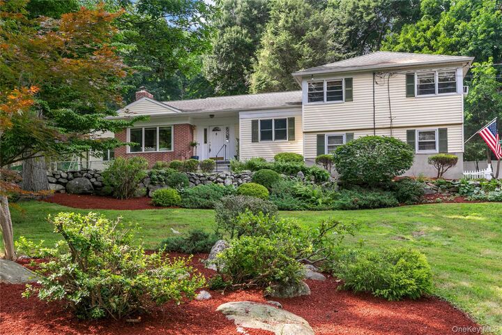 Property Photo:  120 Cedar Drive E  NY 10510 