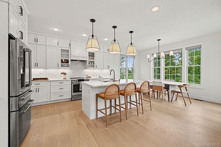 Property Photo:  17 Stableview Lane  NY 10509 