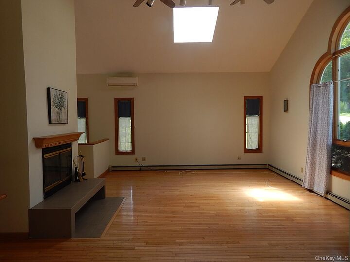 Property Photo:  16 Kenton Road  NY 12563 
