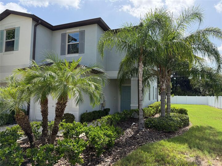 Property Photo: 4503 Globe Thistle Drive FL 33619