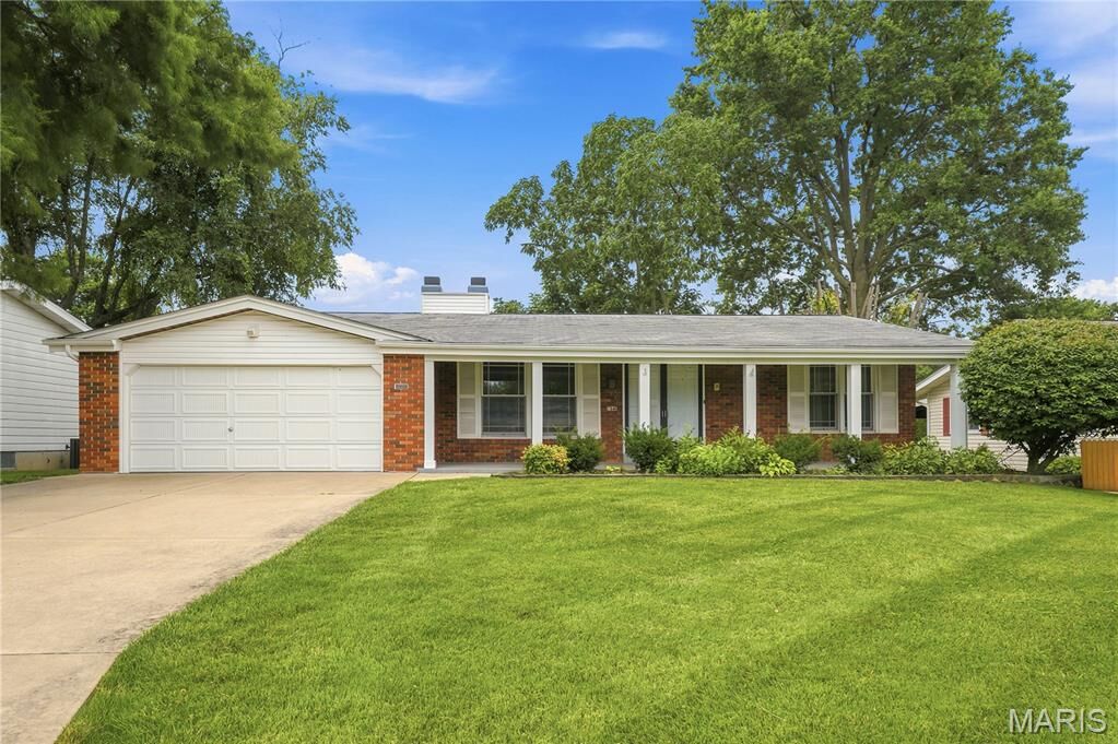 Property Photo: 7548 Georgetown Drive MO 63042
