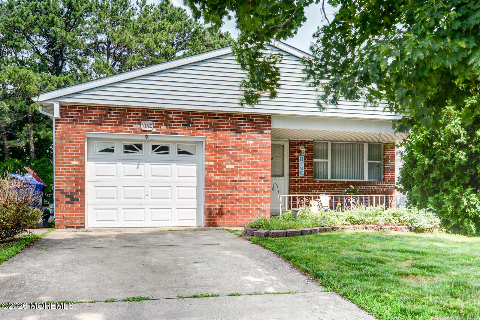 Property Photo:  9 Madras Court  NJ 08757 