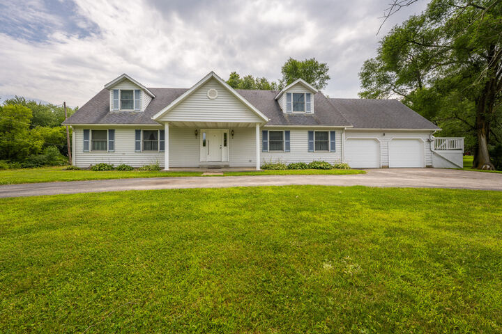 Property Photo: 8535 Eau Claire Road MI 49102