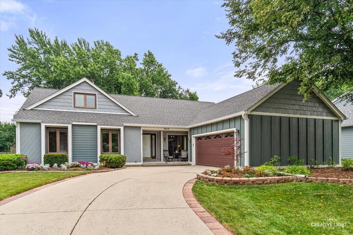 Property Photo:  8409 Mending Wall Drive  IL 60517 