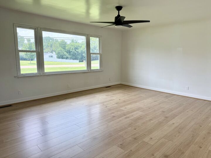 Property Photo:  312 Chestnut Street  IL 61320 
