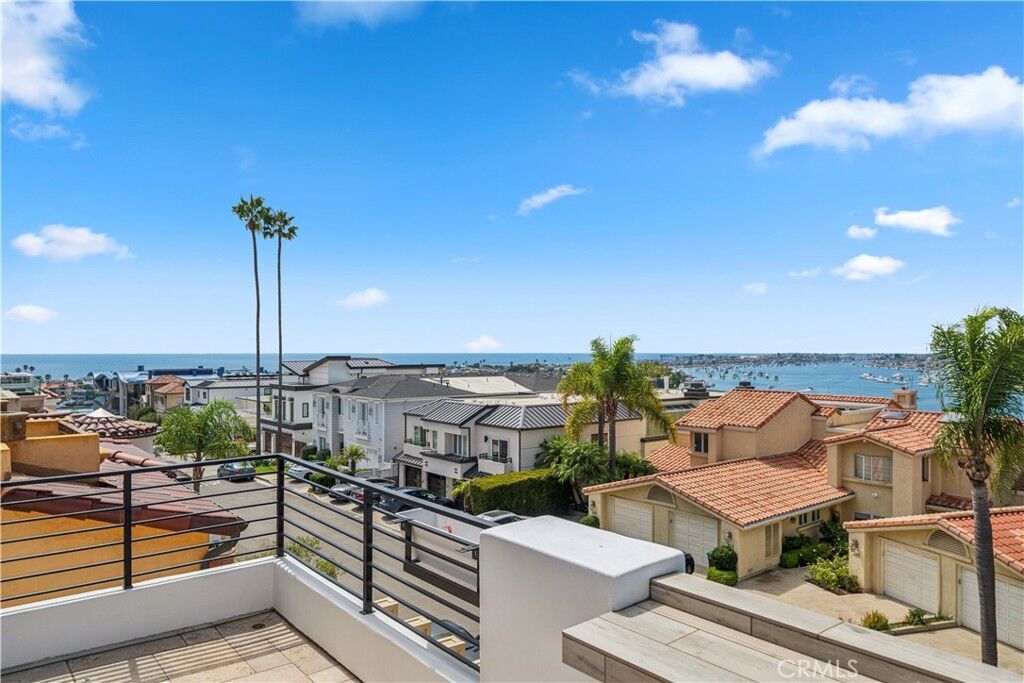 Property Photo:  312 Carnation Avenue  CA 92625 