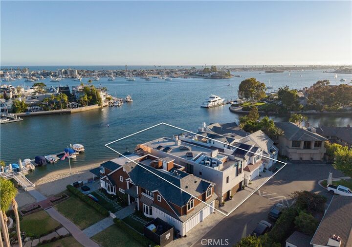 Property Photo:  8 Beacon Bay  CA 92660 