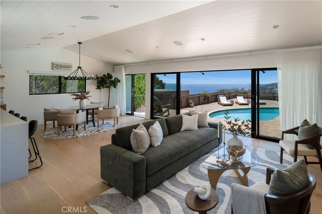 Property Photo: 225 Notteargenta Road CA 90272
