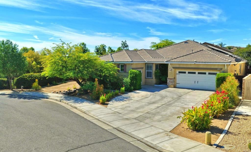 Property Photo:  27477 Finale Court  CA 92584 