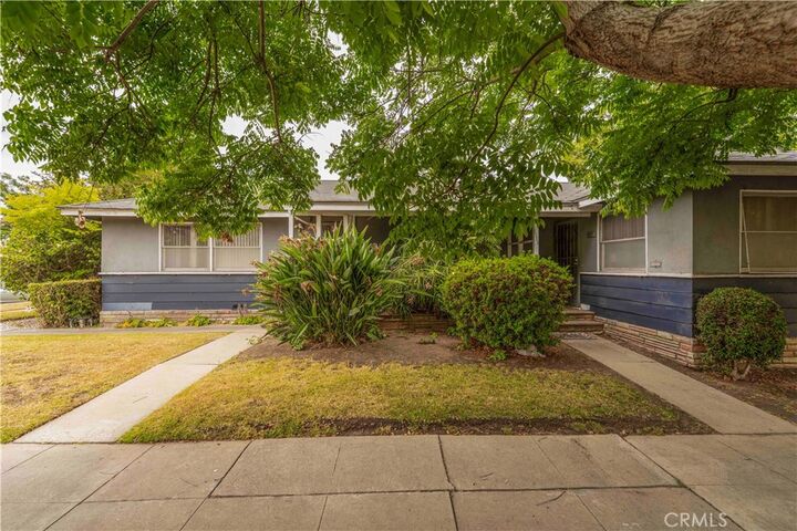 Property Photo:  4900 Dockweiler St  CA 90019 