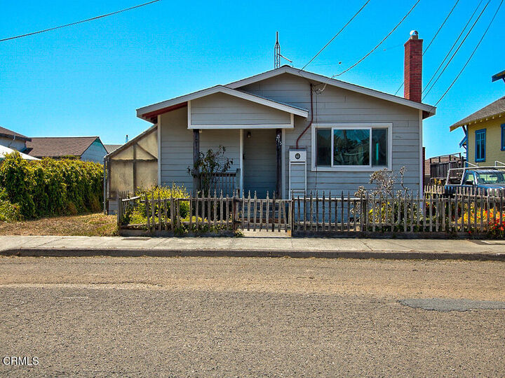 Property Photo:  715 West Street  CA 95437 