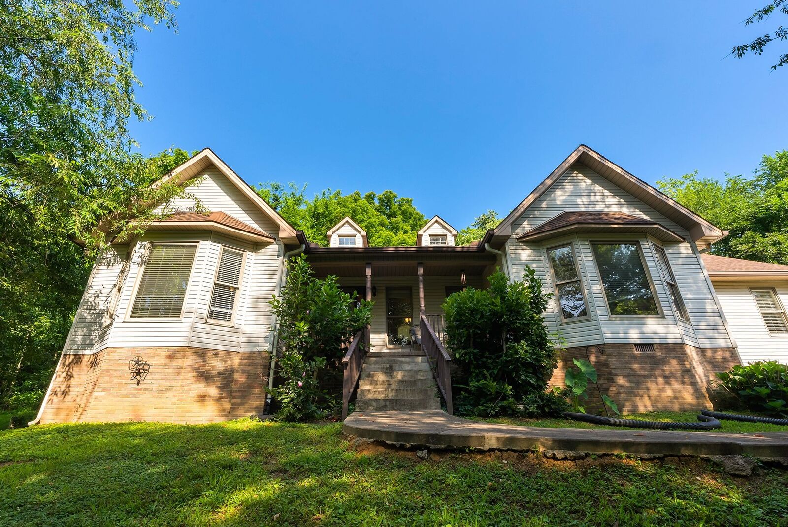 Property Photo:  1440 College Park Dr  TN 38401 