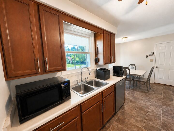 Property Photo:  312 Andrew Dr  TN 37042 