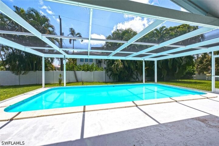 Property Photo: 1216 10th Street N FL 34102