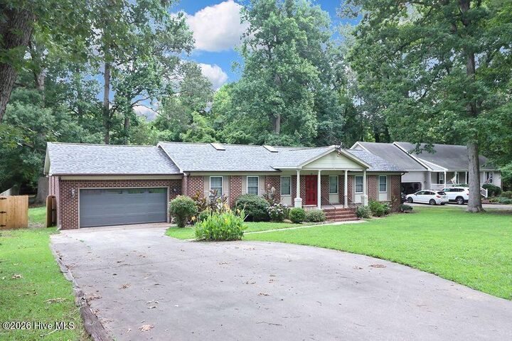 Property Photo:  212 Pinewood Drive  NC 27921 