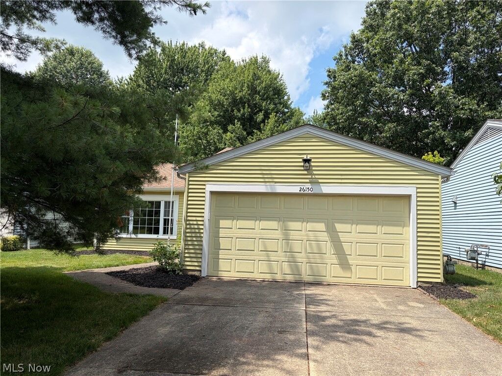 Property Photo:  26150 Raintree Boulevard  OH 44138 