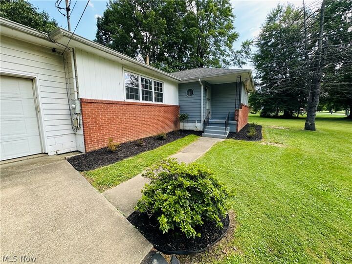 Property Photo:  2695 Miller Graber Road  OH 44444 