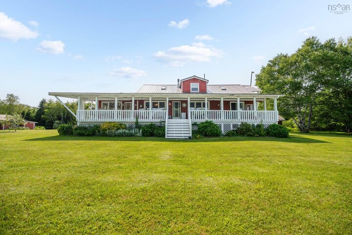 Property Photo: 507 Pinevale Road NS B2G 2L3