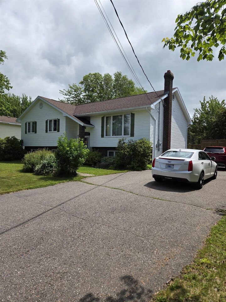 Property Photo: 33 Carmichael Drive NS B1S 3K3
