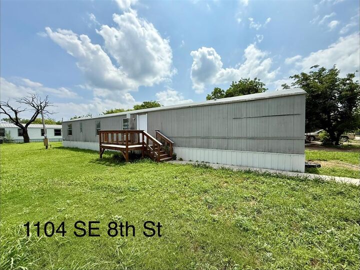 Property Photo: 9999 SE 8th Street TX 76067