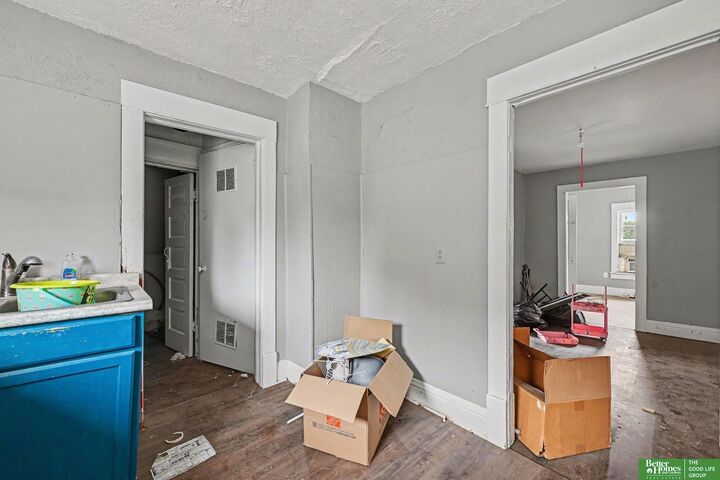 Property Photo: 4201 Grand Avenue NE 68111
