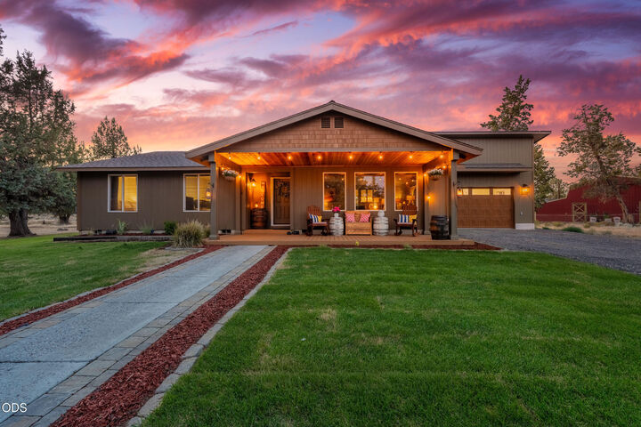 Property Photo: 16248 SW Quail Road OR 97760