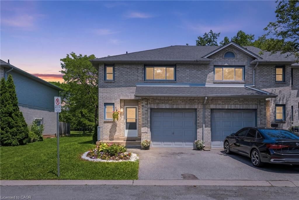 Property Photo: 2 Royalwood Court 51 ON L8E 4Z1