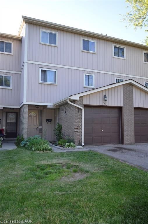 Property Photo: 51 Paulander Drive 78 ON N2M 5E5