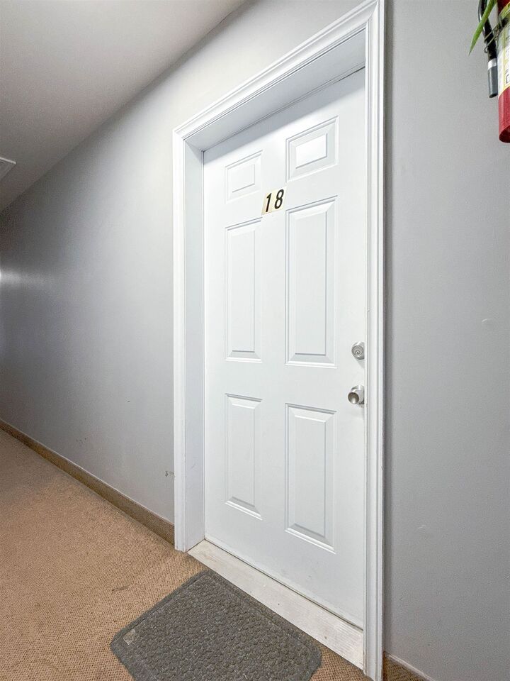 Property Photo:  33 Glen Stewart Drive 18  PE C1A 1A0 