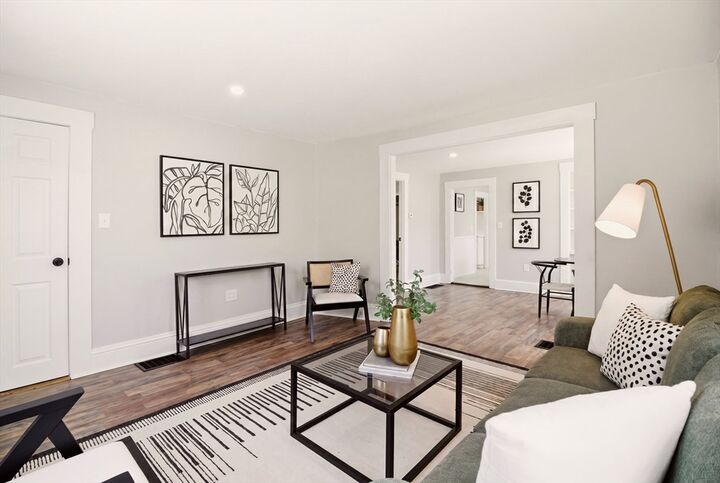 Property Photo: 184 Summer St MA 02740