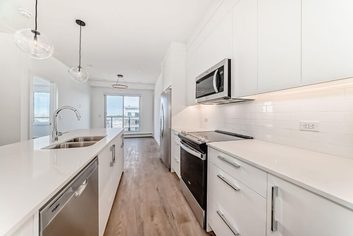 Property Photo: 63 Corner Glen Crescent NE 2107 AB T3N 2R6