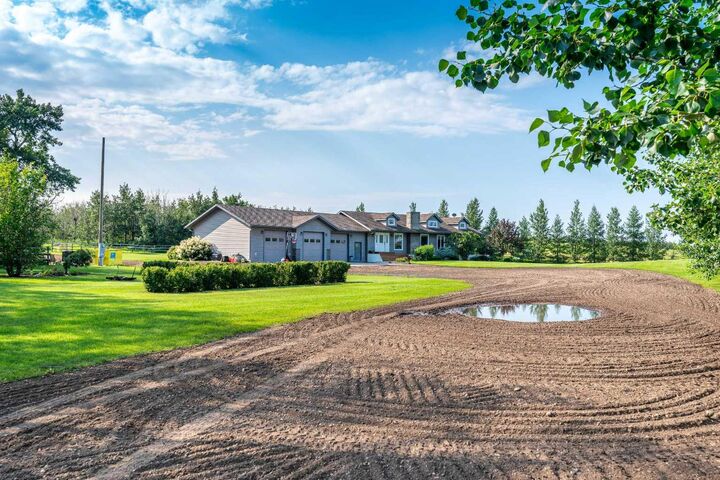 Property Photo:  Pt SE-3-53-26-W3  SK S0M 2G0 