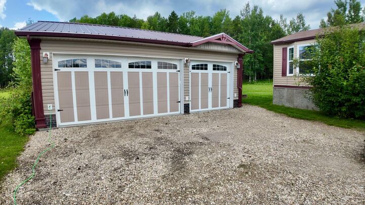 Property Photo: 41, 130018 Twn Rd 594 AB T7S 1P6