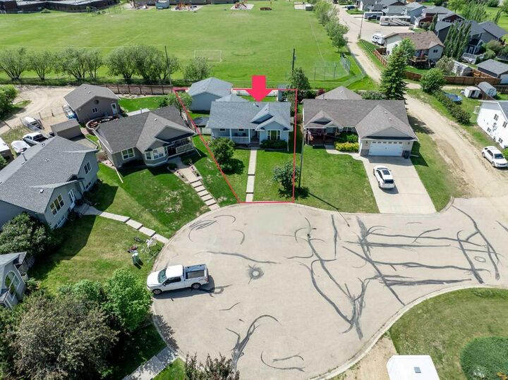 Property Photo: 5310 47A Street Close AB T0C 0J0