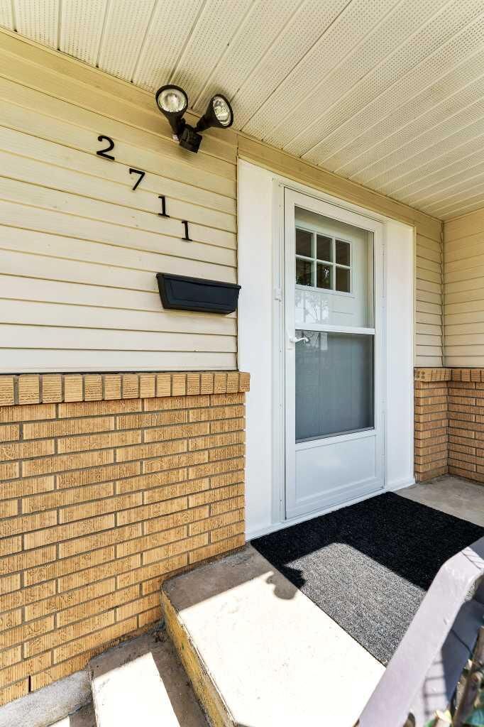 Property Photo: 2711 Dunmore Road SE AB T1A 2A6