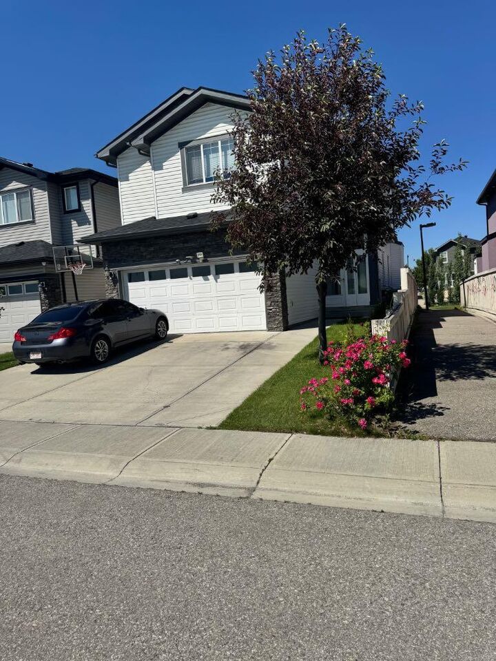 Property Photo:  97 Taralake Manor NE  AB T3J 0N1 
