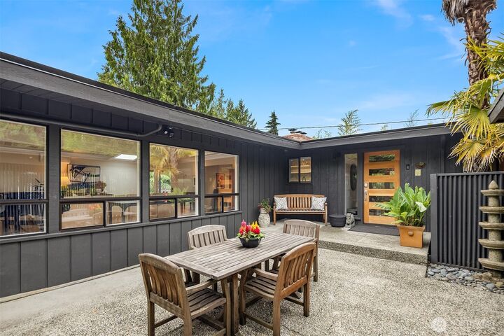 Property Photo: 3727 77th Place SE WA 98040